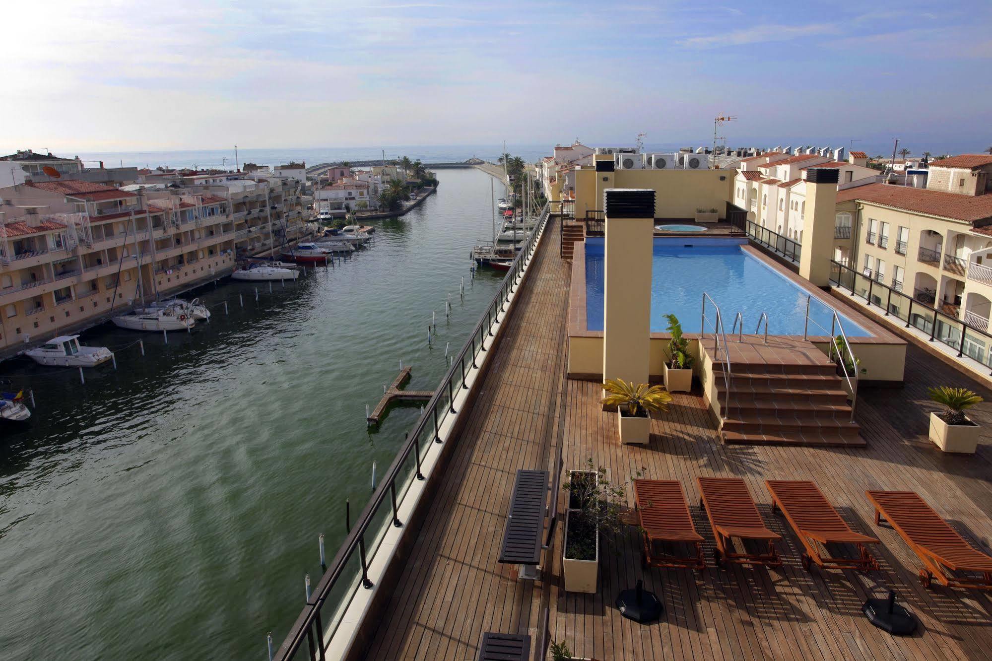 Pierre & Vacances Empuriabrava Exterior photo