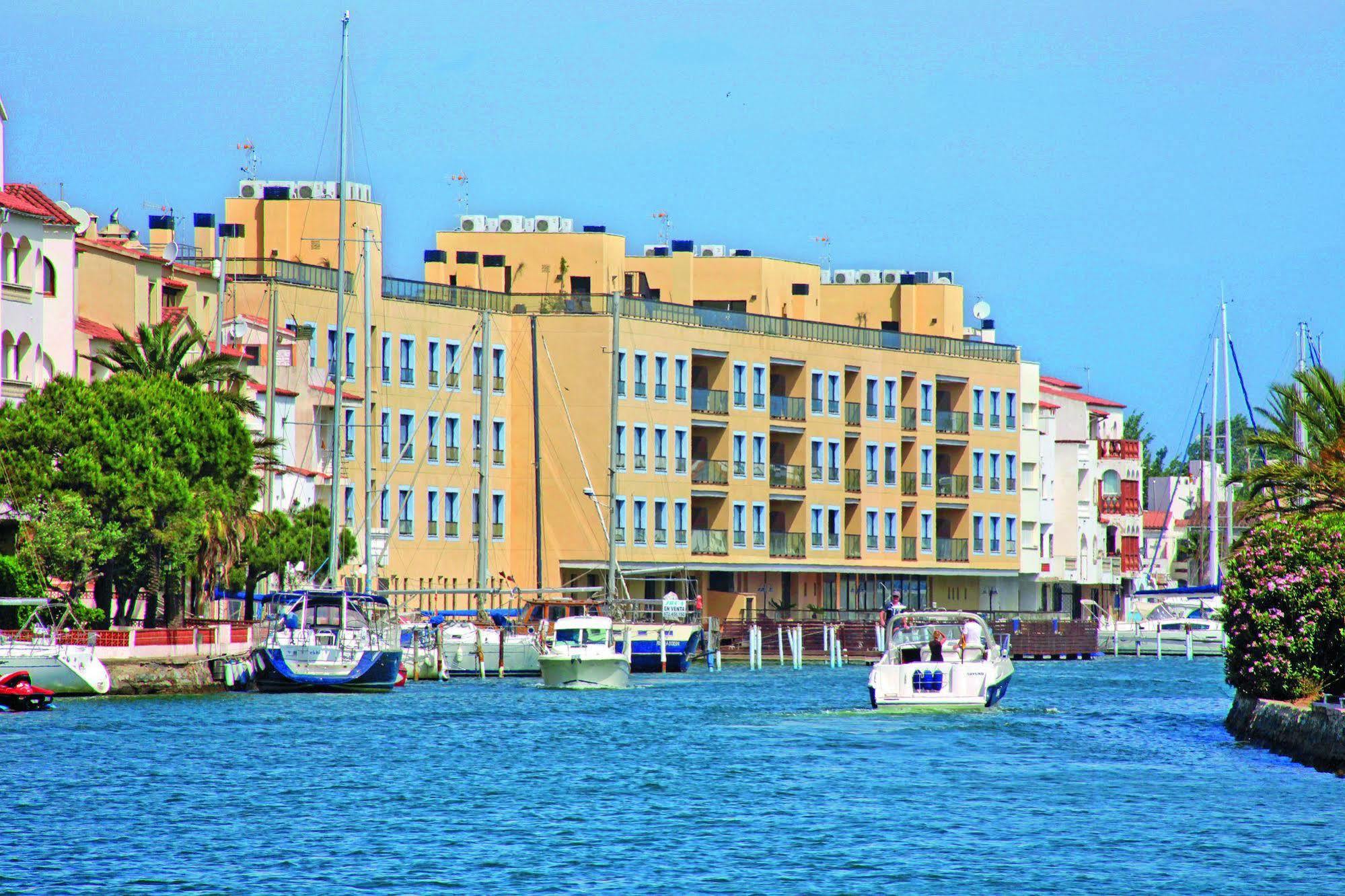 Pierre & Vacances Empuriabrava Exterior photo